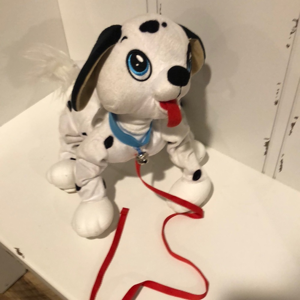 Like new Dalmatian walking dog Peppy Pets